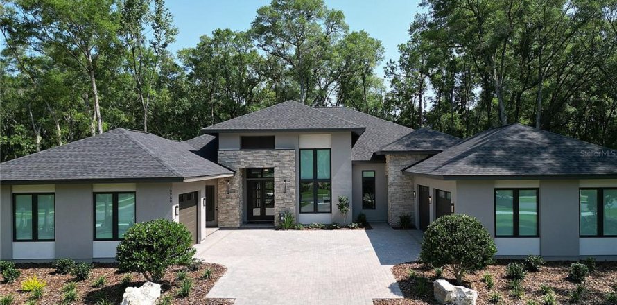 Villa ou maison à Gainesville, Floride 4 chambres, 386.57 m2 № 2229813