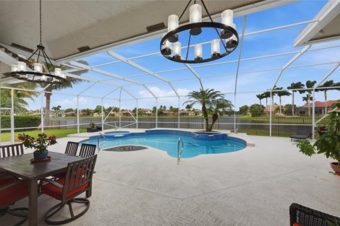 Casa en venta en Weston, Florida, 5 dormitorios, 348.94 m2 № 2084893 - foto 30