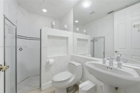 Casa en venta en Weston, Florida, 5 dormitorios, 348.94 m2 № 2084893 - foto 27