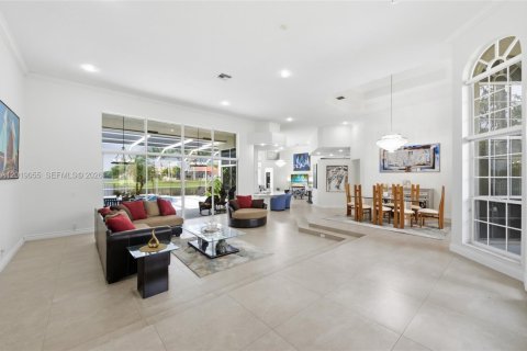 Casa en venta en Weston, Florida, 5 dormitorios, 348.94 m2 № 2084893 - foto 4