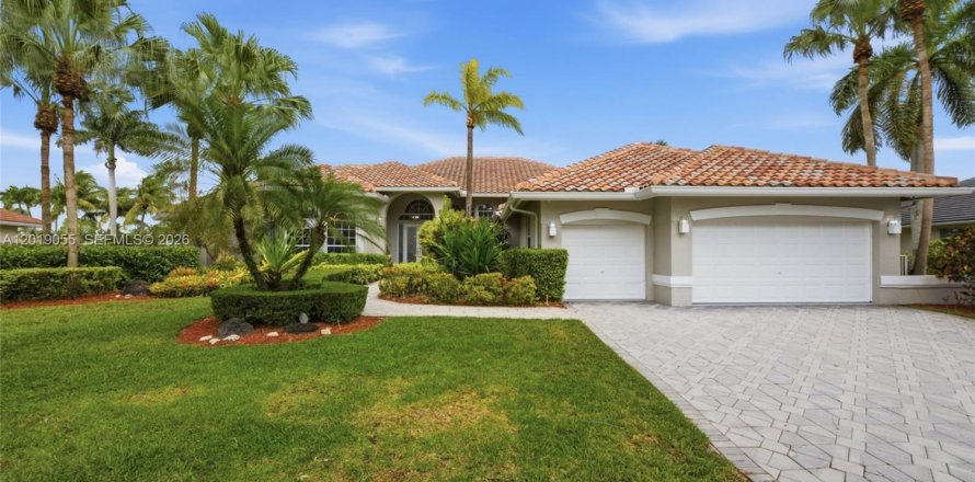 Casa en Weston, Florida 5 dormitorios, 348.94 m2 № 2084893