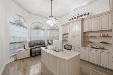 Casa en venta en Weston, Florida, 5 dormitorios, 348.94 m2 № 2084893 - foto 26