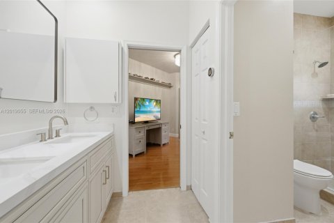 Casa en venta en Weston, Florida, 5 dormitorios, 348.94 m2 № 2084893 - foto 24