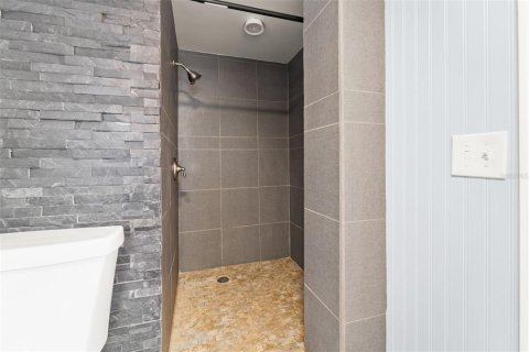 Villa ou maison à vendre à Saint Petersburg, Floride: 2 chambres, 119.29 m2 № 2389428 - photo 29
