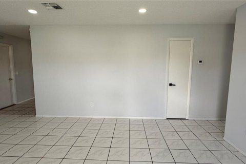 House in Kissimmee, Florida 2 bedrooms, 92.9 sq.m. № 1899143 - photo 7
