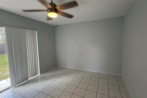 Villa ou maison à louer à Kissimmee, Floride: 2 chambres, 92.9 m2 № 1899143 - photo 21