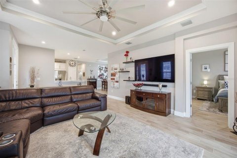 Casa en venta en Wesley Chapel, Florida, 2 dormitorios, 157.38 m2 № 2386299 - foto 8