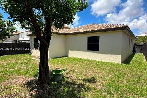 House in Homestead, Florida 4 bedrooms, 185.06 sq.m. № 1889190 - photo 3