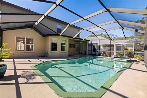 Villa ou maison à vendre à Tampa, Floride: 4 chambres, 267.56 m2 № 2423899 - photo 6