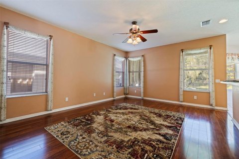Villa ou maison à vendre à Tampa, Floride: 4 chambres, 267.56 m2 № 2423899 - photo 21
