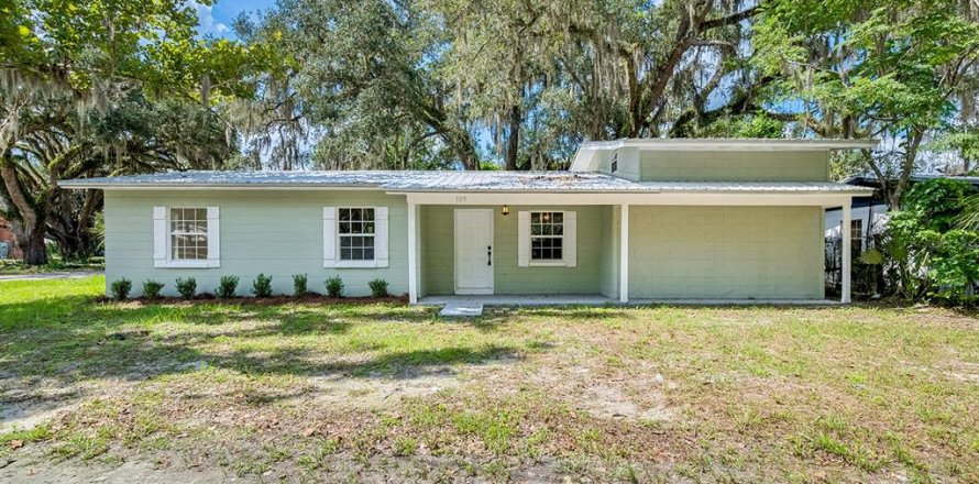 Casa en Cross City, Florida 4 dormitorios, 118.36 m2 № 2368983