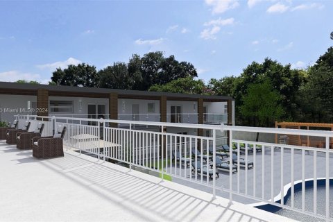 Commercial property in Palm Beach Shores, Florida 870.31 sq.m. № 1860755 - photo 14