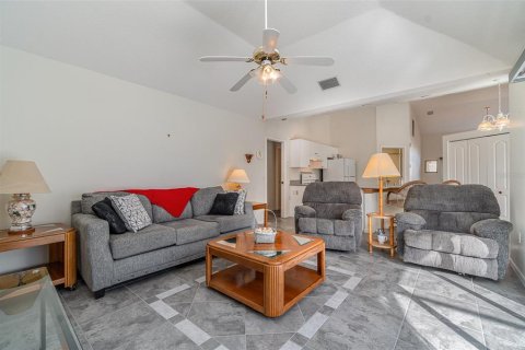 Villa ou maison à vendre à North Port, Floride: 3 chambres, 168.43 m2 № 1866781 - photo 21