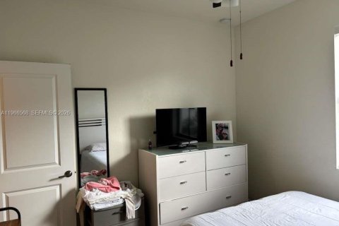 Купить таунхаус в Хайалиа, Флорида 3 спальни, 138.05м2, № 2080253 - фото 16