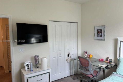 Купить таунхаус в Хайалиа, Флорида 3 спальни, 138.05м2, № 2080253 - фото 18