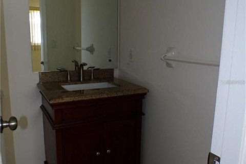Condominio en alquiler en Venice, Florida, 2 dormitorios, 77.39 m2 № 2232510 - foto 9
