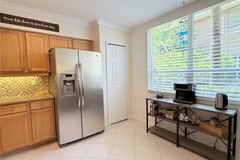 Condo in Palm Harbor, Florida, 2 bedrooms  № 2197029 - photo 14