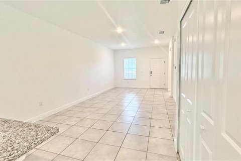Apartamento en alquiler en Ocala, Florida, 3 dormitorios, 110.27 m2 № 1885170 - foto 8