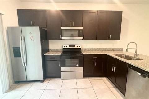 Apartamento en alquiler en Ocala, Florida, 3 dormitorios, 110.27 m2 № 1885170 - foto 13