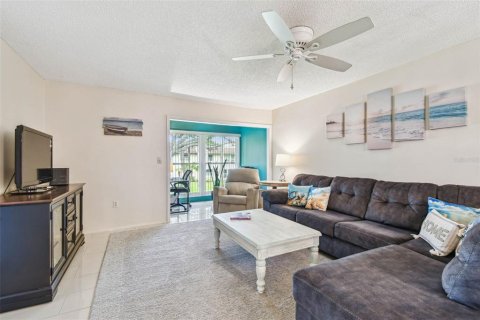 Condominio en venta en Largo, Florida, 2 dormitorios, 84.54 m2 № 1838176 - foto 18