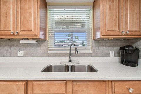 Condominio en venta en Largo, Florida, 2 dormitorios, 84.54 m2 № 1838176 - foto 11