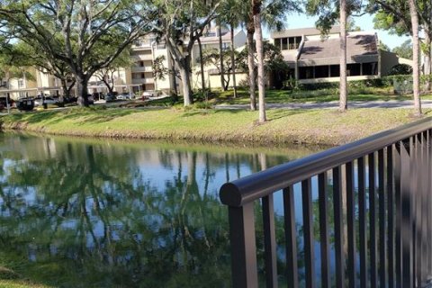 Copropriété à vendre à Tampa, Floride: 2 chambres, 104.98 m2 № 1914110 - photo 16