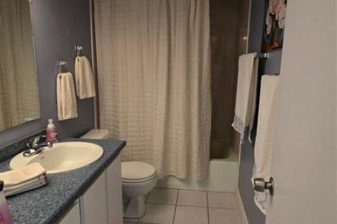 Copropriété à vendre à Tampa, Floride: 2 chambres, 104.98 m2 № 1914110 - photo 11