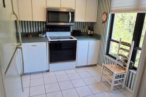 Copropriété à vendre à Tampa, Floride: 2 chambres, 104.98 m2 № 1914110 - photo 6