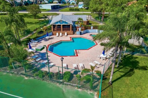 Villa ou maison à vendre à Palm Harbor, Floride: 2 chambres, 111.48 m2 № 2395579 - photo 26