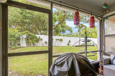 Villa ou maison à vendre à Palm Harbor, Floride: 2 chambres, 111.48 m2 № 2395579 - photo 20