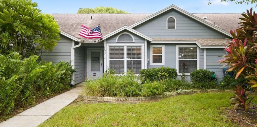 Villa ou maison à Palm Harbor, Floride 2 chambres, 111.48 m2 № 2395579