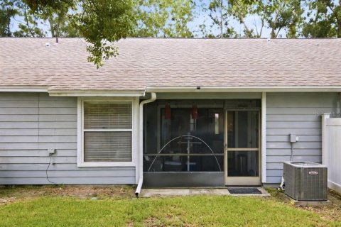 Villa ou maison à vendre à Palm Harbor, Floride: 2 chambres, 111.48 m2 № 2395579 - photo 21