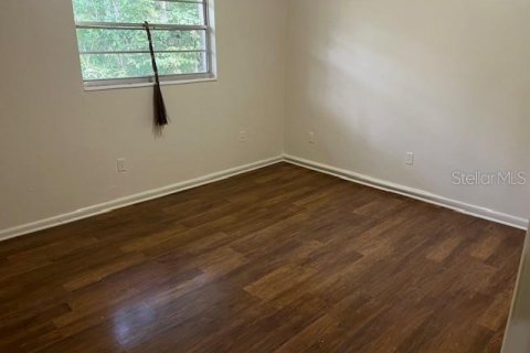 House in Gainesville, Florida 4 bedrooms, 157 sq.m. № 2379374 - photo 10