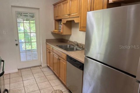 House in Gainesville, Florida 4 bedrooms, 157 sq.m. № 2379374 - photo 3