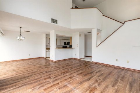 Touwnhouse à vendre à Daytona Beach, Floride: 2 chambres, 142.14 m2 № 1910150 - photo 6