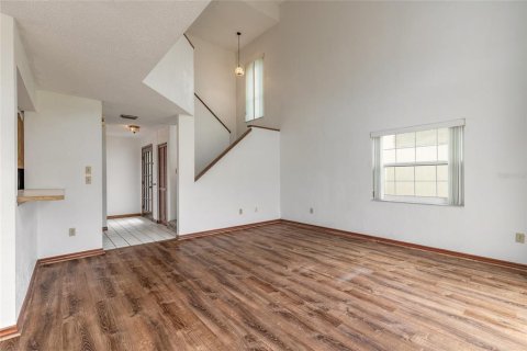 Touwnhouse à vendre à Daytona Beach, Floride: 2 chambres, 142.14 m2 № 1910150 - photo 7