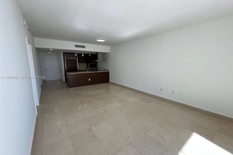 Снять в аренду кондоминиум в Майами, Флорида 1 спальня, 91.42м2, № 2005784 - фото 5