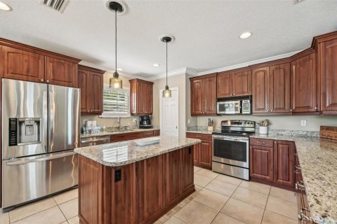 House in Holmes Beach, Florida 4 bedrooms, 182.74 sq.m. № 1810401 - photo 13