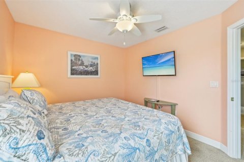 House in Holmes Beach, Florida 4 bedrooms, 182.74 sq.m. № 1810401 - photo 27