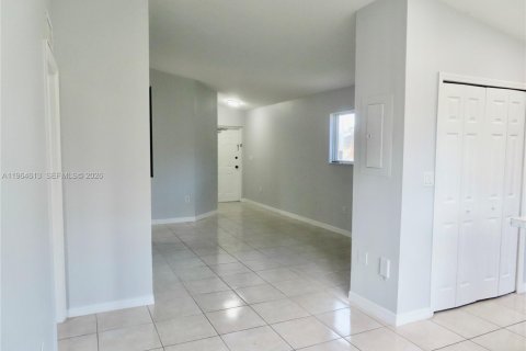 Condominio en alquiler en Homestead, Florida, 3 dormitorios, 109.25 m2 № 2026311 - foto 29