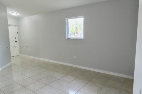 Condominio en alquiler en Homestead, Florida, 3 dormitorios, 109.25 m2 № 2026311 - foto 16