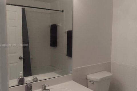 Condominio en alquiler en Homestead, Florida, 3 dormitorios, 109.25 m2 № 2026311 - foto 11