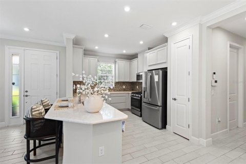 House in Bradenton, Florida 2 bedrooms, 144.74 sq.m. № 1743768 - photo 5