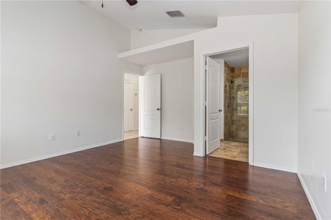 House in Fish Hawk, Florida 4 bedrooms, 143.26 sq.m. № 1678086 - photo 14