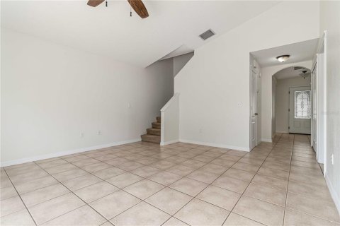 House in Fish Hawk, Florida 4 bedrooms, 143.26 sq.m. № 1678086 - photo 8