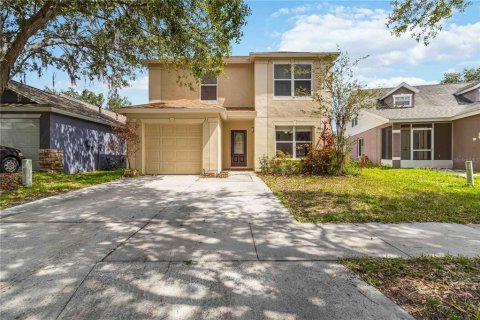 House in Fish Hawk, Florida 4 bedrooms, 143.26 sq.m. № 1678086 - photo 1