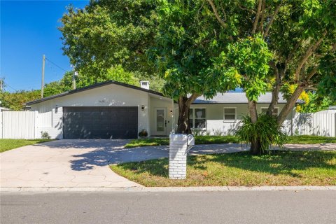 Villa ou maison à Clearwater, Floride 3 chambres, 148.64 m2 № 2415329