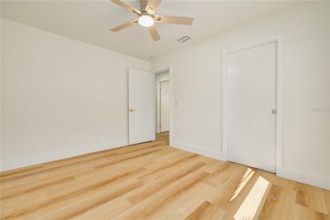 Villa ou maison à vendre à Clearwater, Floride: 3 chambres, 148.64 m2 № 2415329 - photo 18