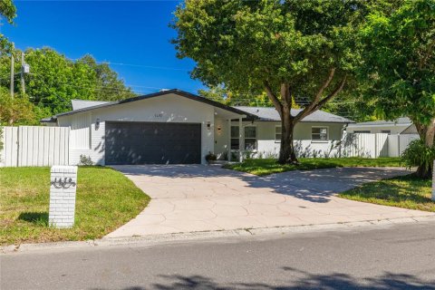 Villa ou maison à vendre à Clearwater, Floride: 3 chambres, 148.64 m2 № 2415329 - photo 2