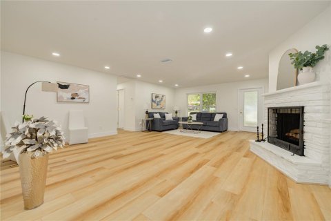 Villa ou maison à vendre à Clearwater, Floride: 3 chambres, 148.64 m2 № 2415329 - photo 9